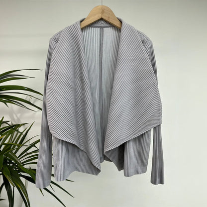 ALORA | CHIC PLEATED CARDIGAN